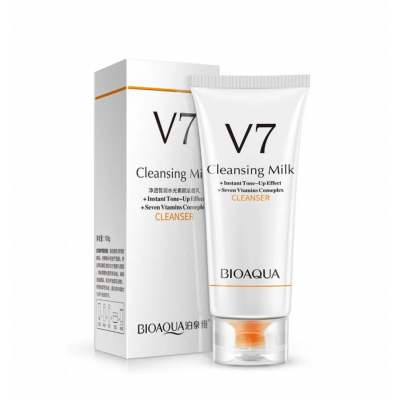 Очищающая пенка для лица BIOAQUA V7 Cleansing Milk комплекс 7 витаминов 100 г